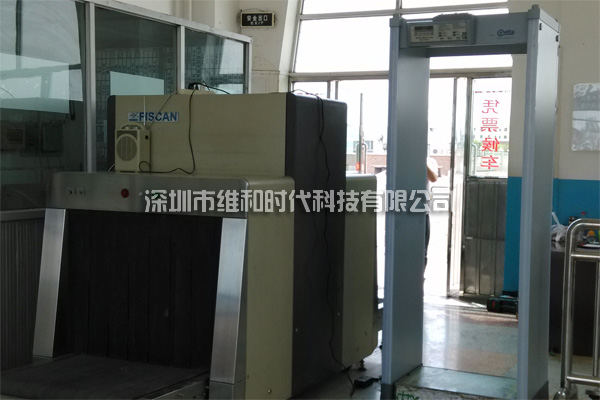 新疆烏魯木齊鐵路局8家火車(chē)站采用維和時(shí)代供應HI-PE進(jìn)口安檢門(mén)[圖文]