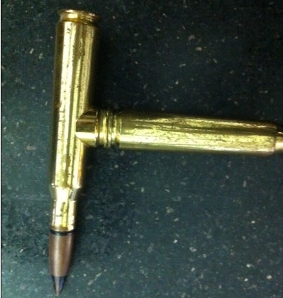 子彈殼拐杖遭遇白云機場(chǎng)METOR6S安檢門(mén)攔截[圖]