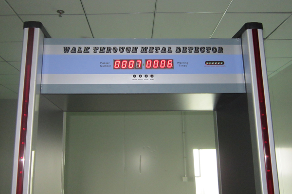 新疆工廠(chǎng)與超市安檢門(mén)型號和配置[圖]