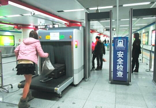 金屬探測安檢門(mén)為什么一般要和X光機配套使用？