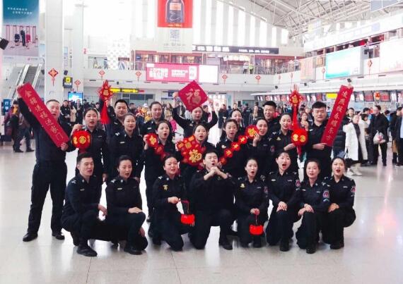 安檢門(mén)廠(chǎng)家：烏機場(chǎng)分公司安檢總站“大漠班組”愛(ài)心慰問(wèn)養老院