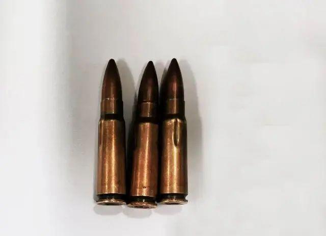 石家莊機場(chǎng)金屬安檢門(mén)通道連續查獲未擊發(fā)子彈